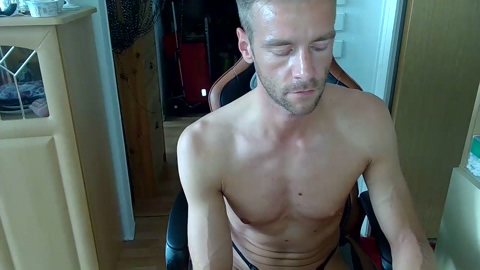 ur_toyboy_2021  15-08-2022
